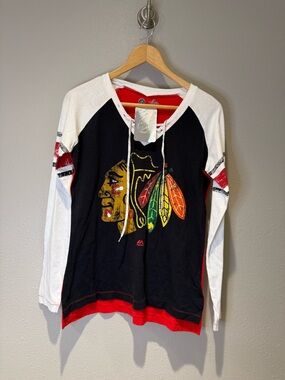 Women’s Majestic Chicago Blackhawks Lace-Up Long Sleeve Fan Tee Size Small